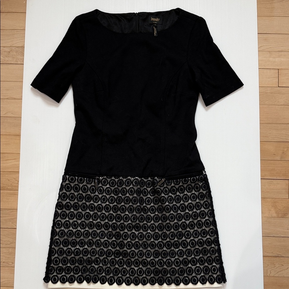 Laundry By Shelli Segal Black and White Midi Dress
